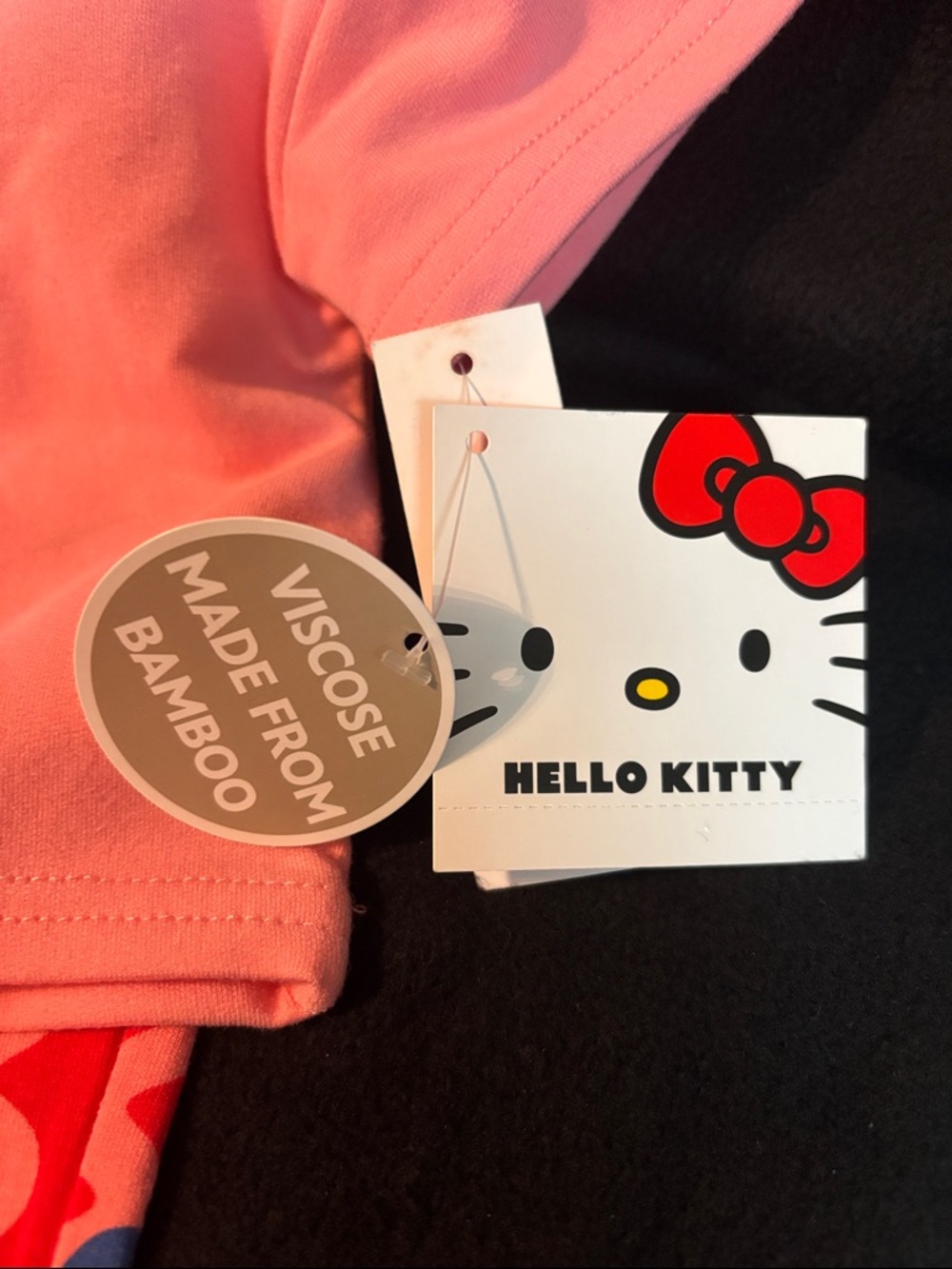 Hello Kitty Baby Set with Embroidered Design - Picture 2 of 6